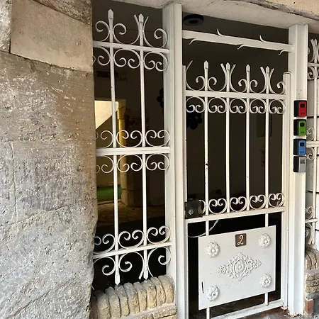 Le Cabanon *